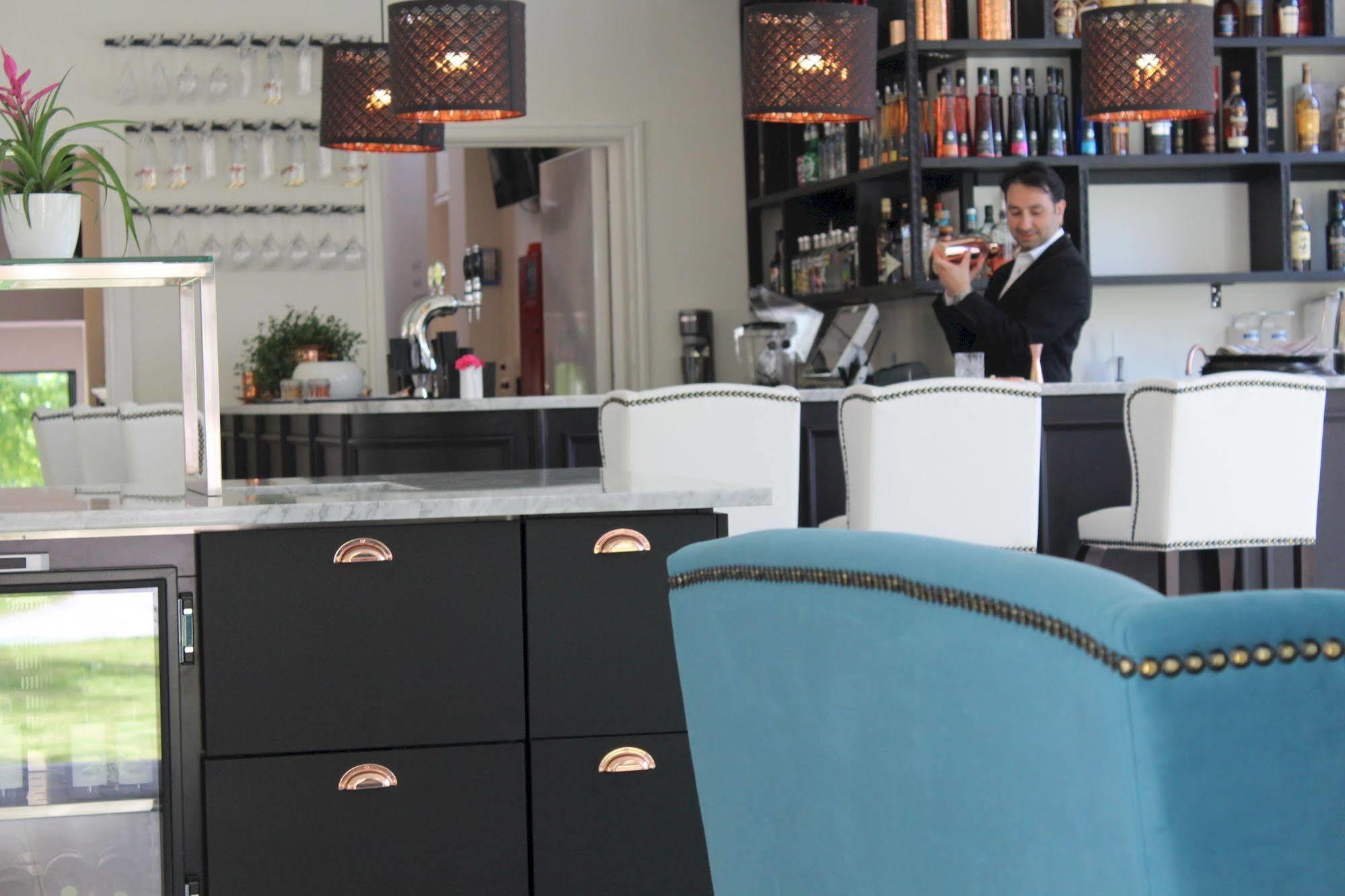 Brook Hotels Arlanda Rosersberg Екстериор снимка