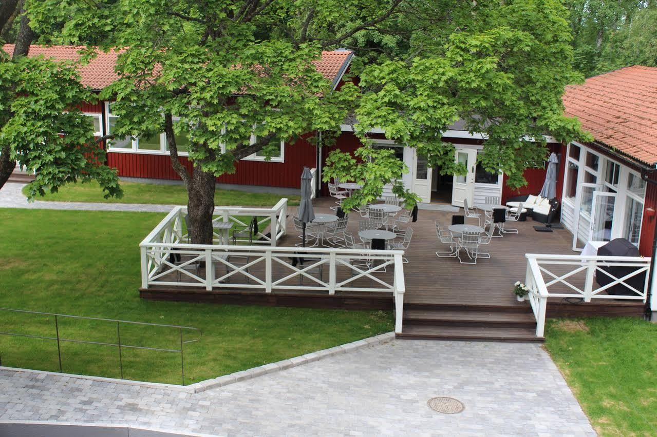 Brook Hotels Arlanda Rosersberg Екстериор снимка